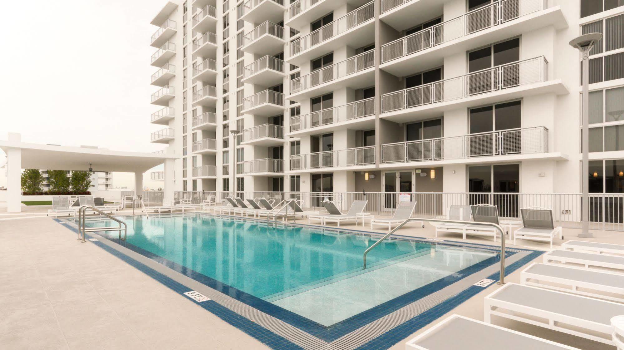 Pelicanstay In Coconut Grove Miami Coral Gables Bagian luar foto