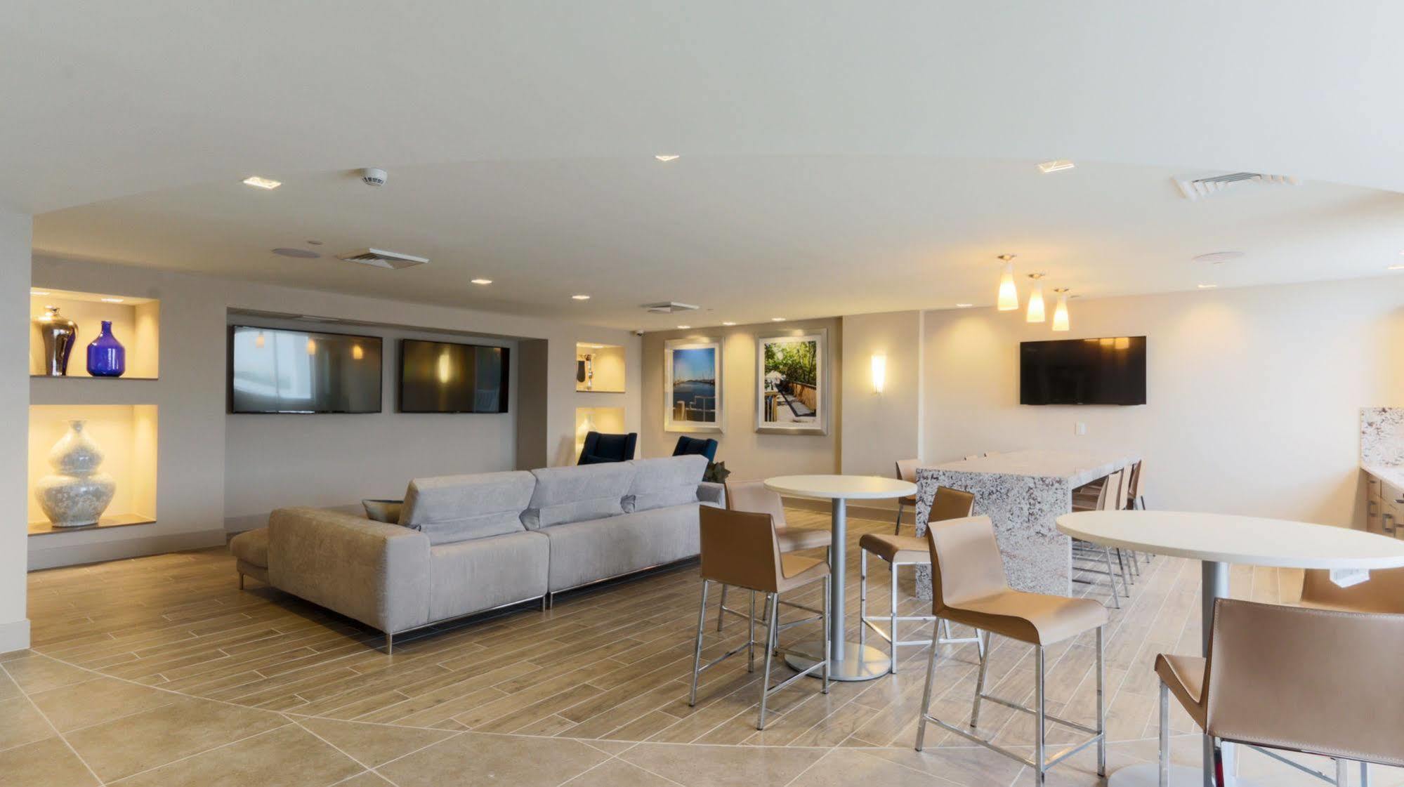 Pelicanstay In Coconut Grove Miami Coral Gables Bagian luar foto